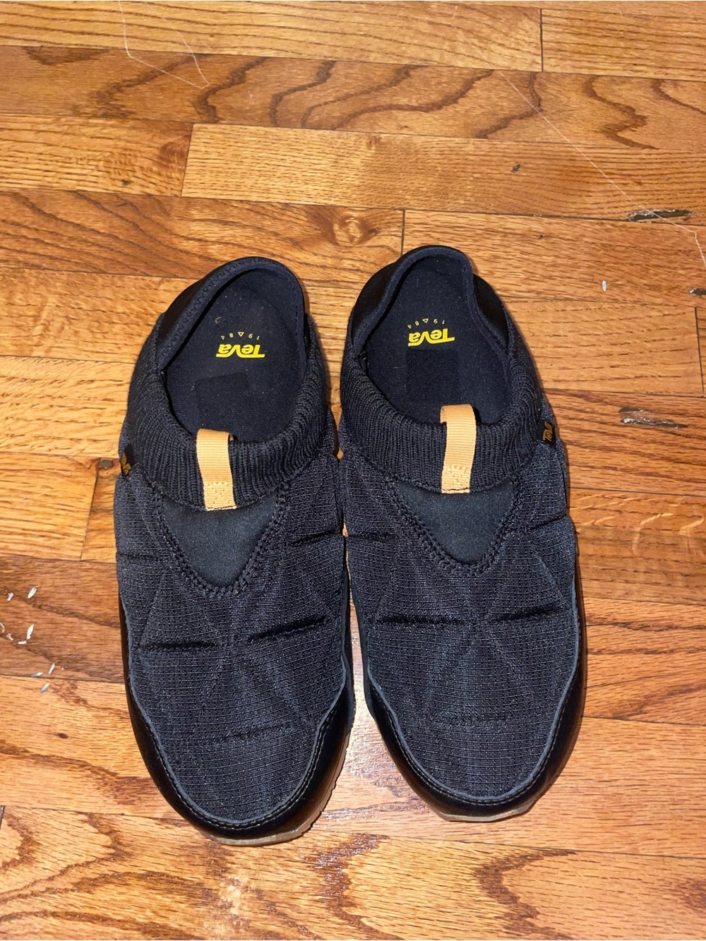 Teva Sneakers, size 10